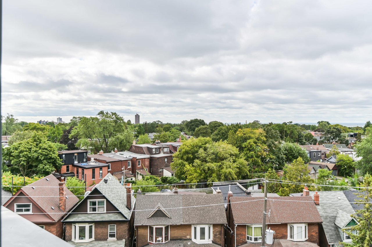 HOWARD PARK RESIDENCES