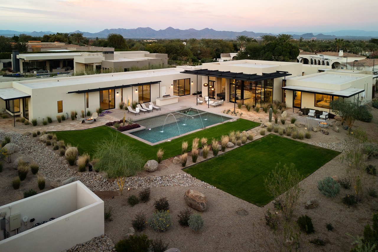 5287 N INVERGORDON Road