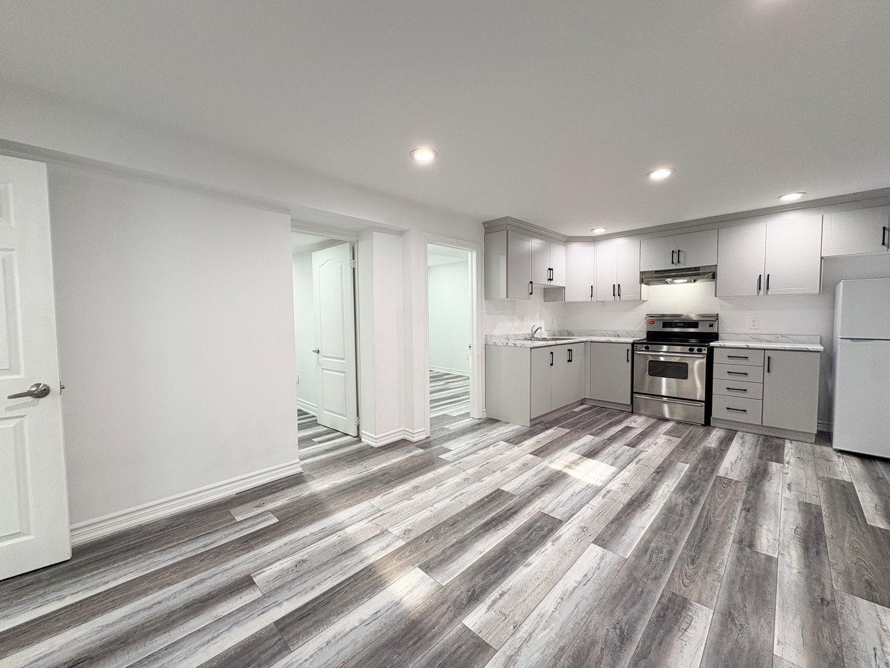 8 RAVENCLIFF Crescent Unit: BSMT