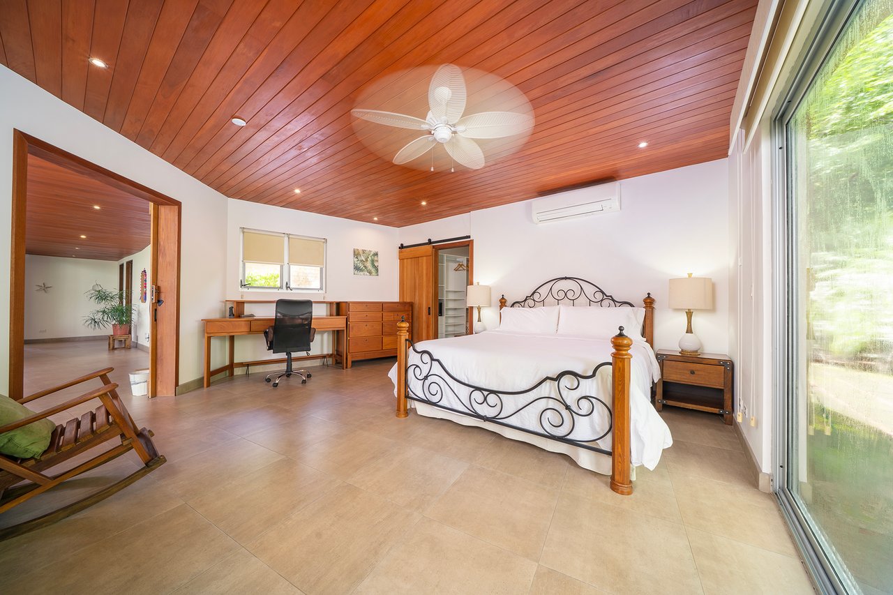 V-Sylvie Rancho Villa | Tropical Villa with Pool and Panoramic Views near Tamarindo