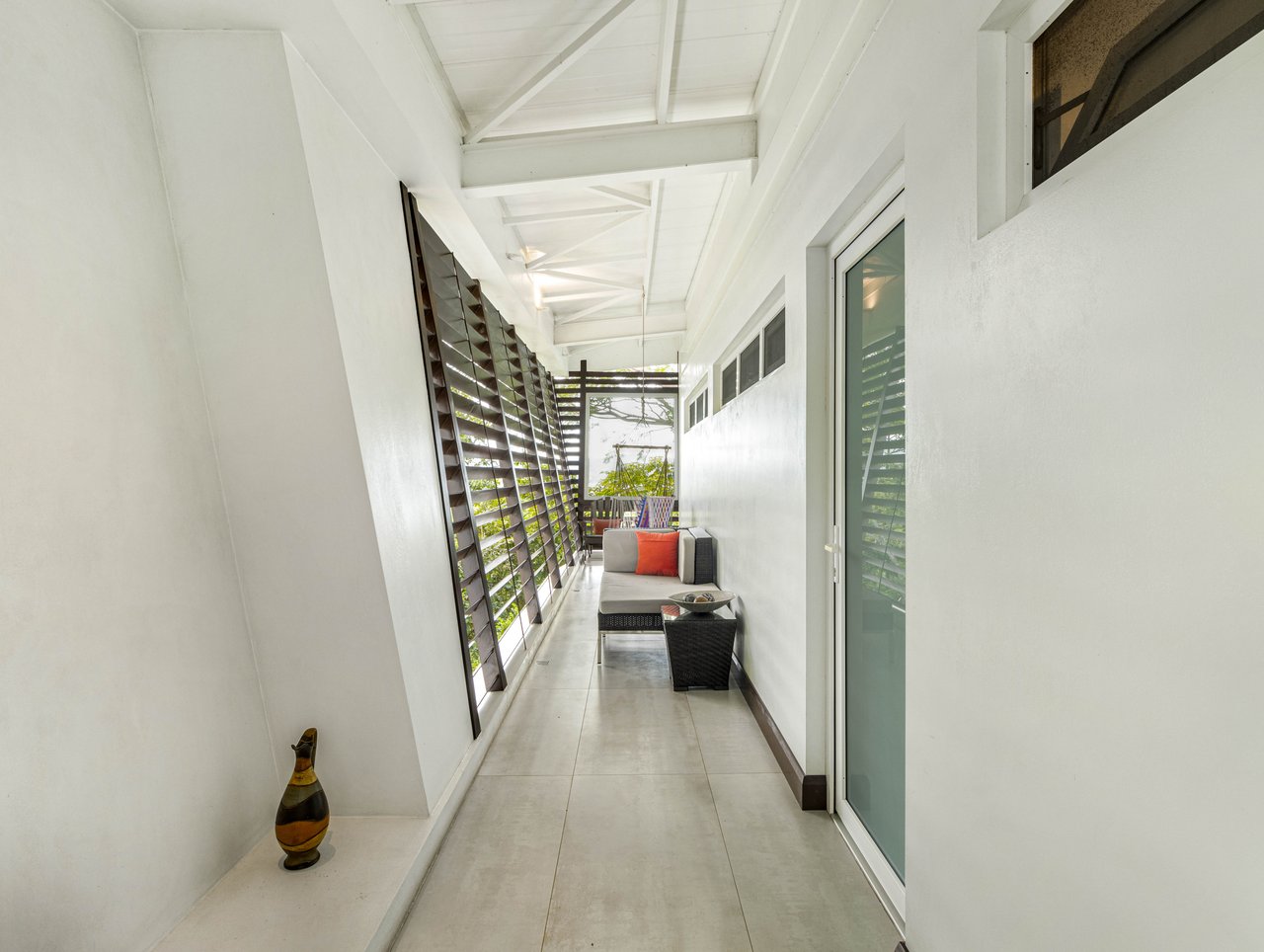 Nativa Contemporary Infinity Views | Luxury Rainforest Estate with Pacific Ocean Views