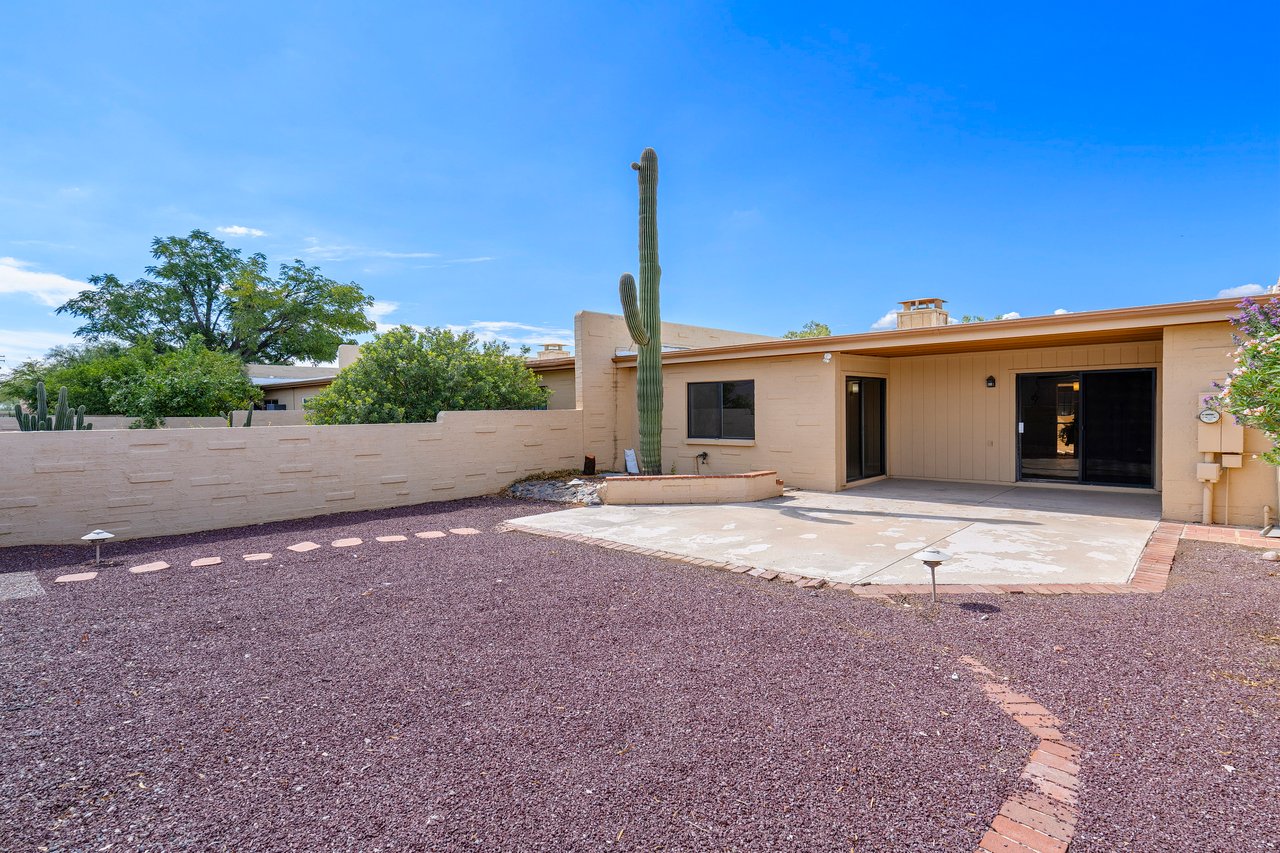 3236 W Moondance Way