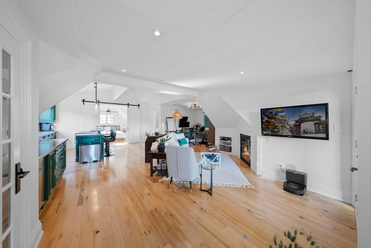 SOLD: An Extraordinary Custom-Built Estate