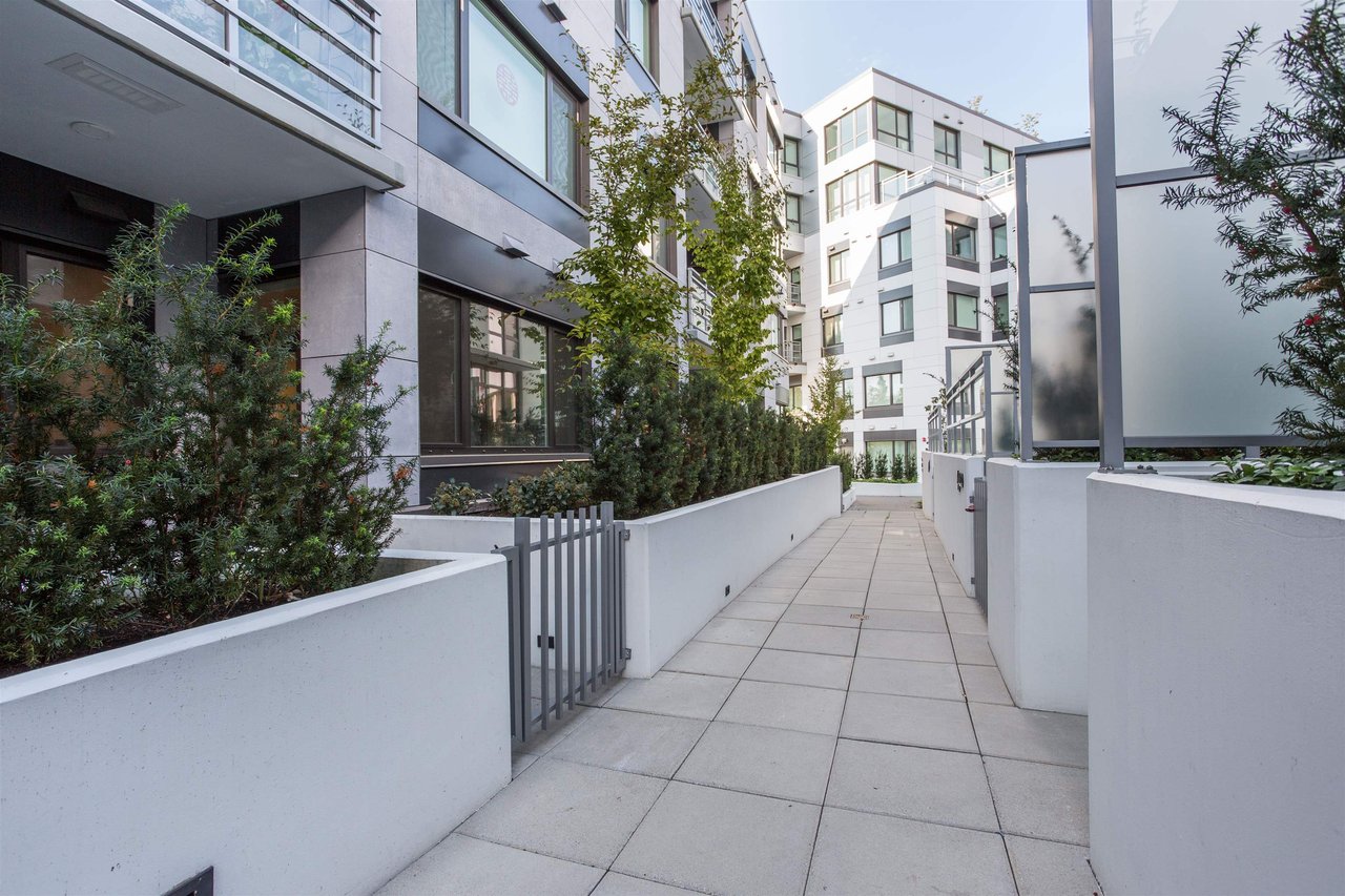 102-4932 Cambie Street, Vancouver