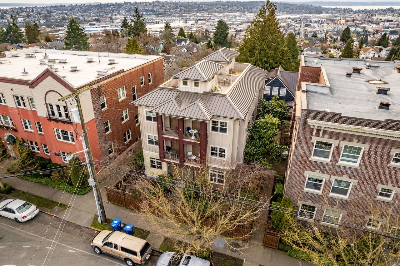 Phinney Ridge Living