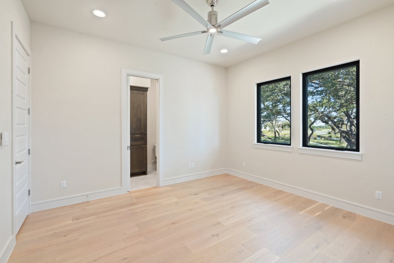 Bee Caves Single Story with Air Conditioned 2nd 2-Car Garage/ADU