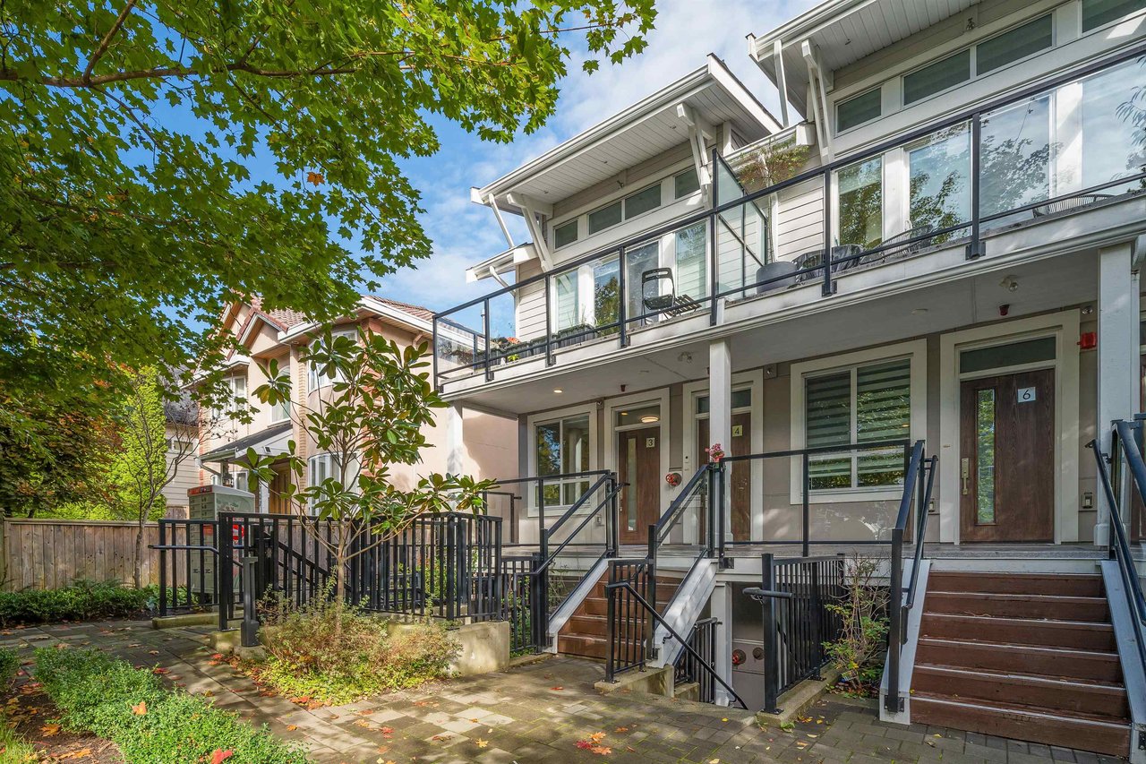 3-2717 Horley St