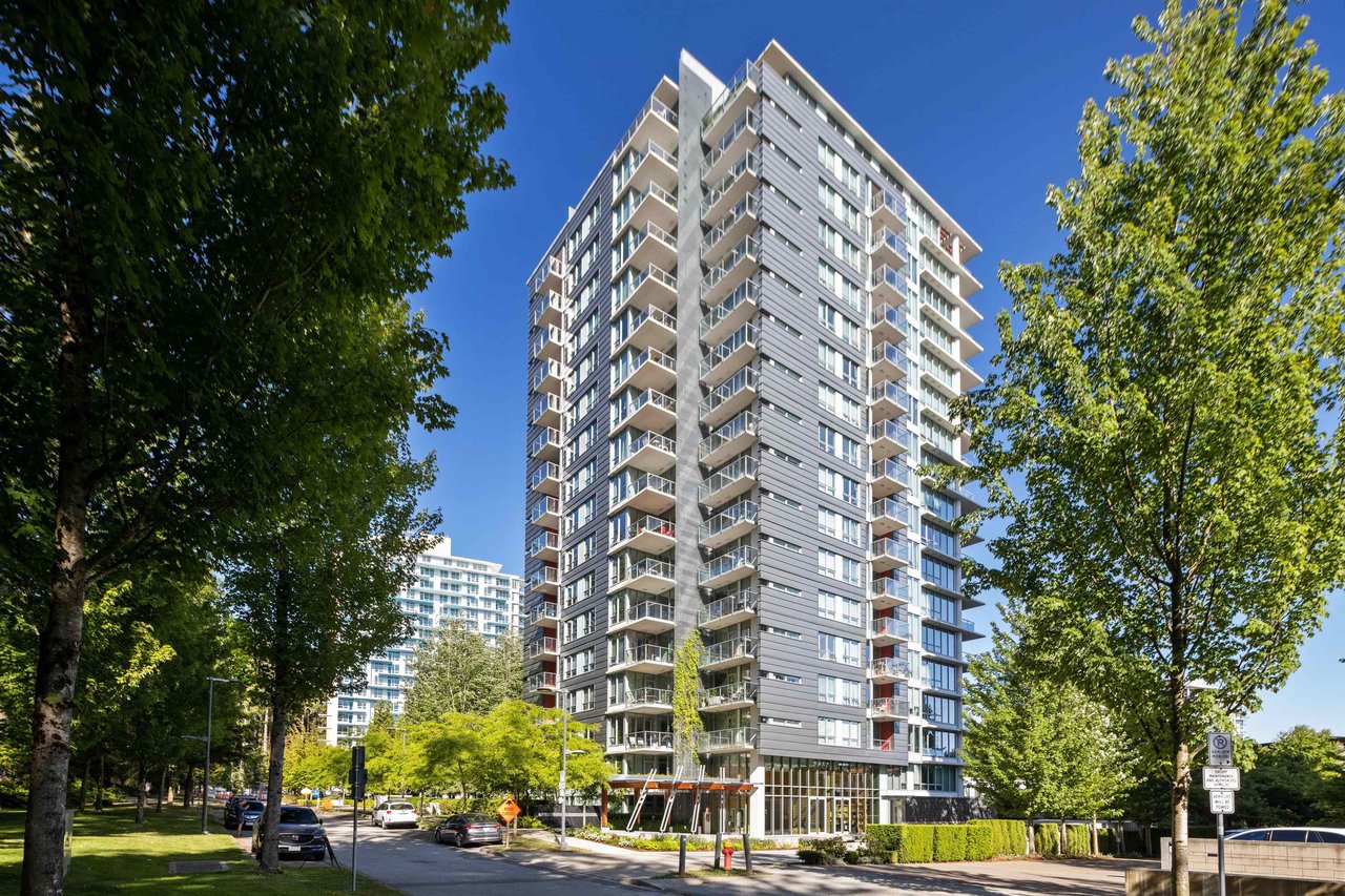 805-5728 Berton Avenue, Vancouver