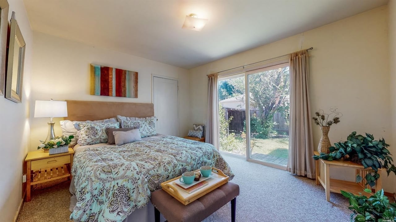 5 San Carlos Dr