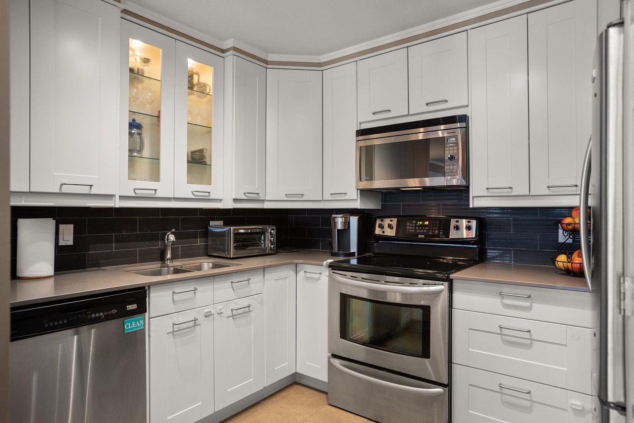 906-1833 Frances Street, Vancouver