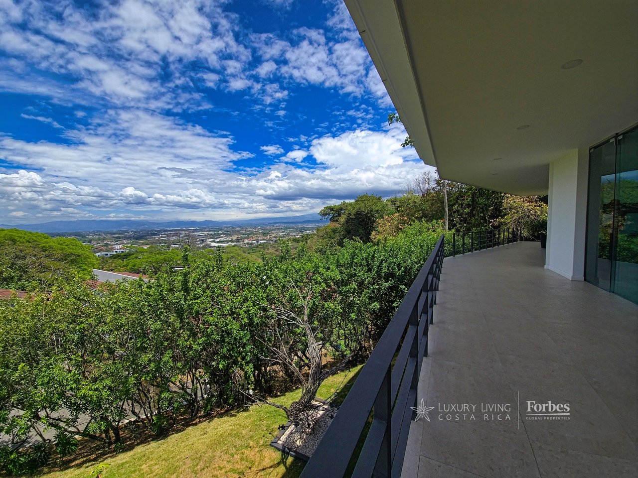 21363 - Modern Home with Panoramic Views in Villa Real 