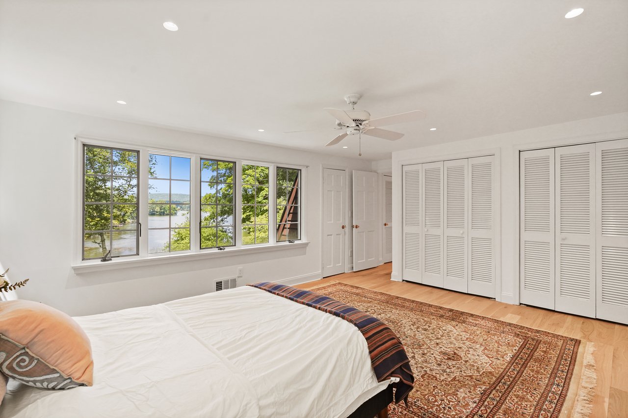 3 Truesdale Lake Drive