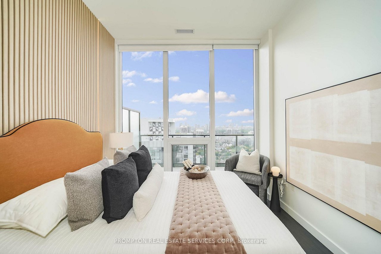 SEASONS CONDOS PENTHOUSE 