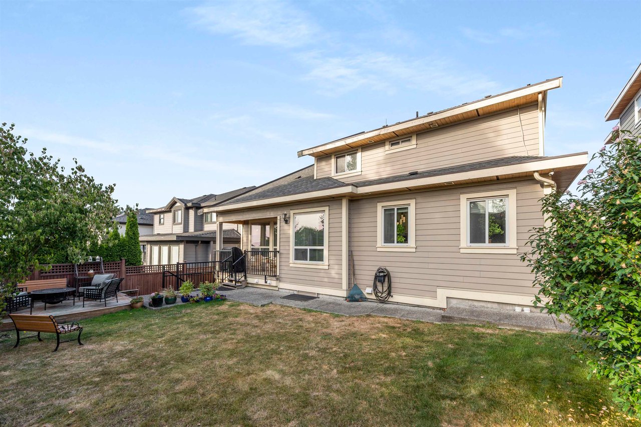 8855 Stegavik Ct