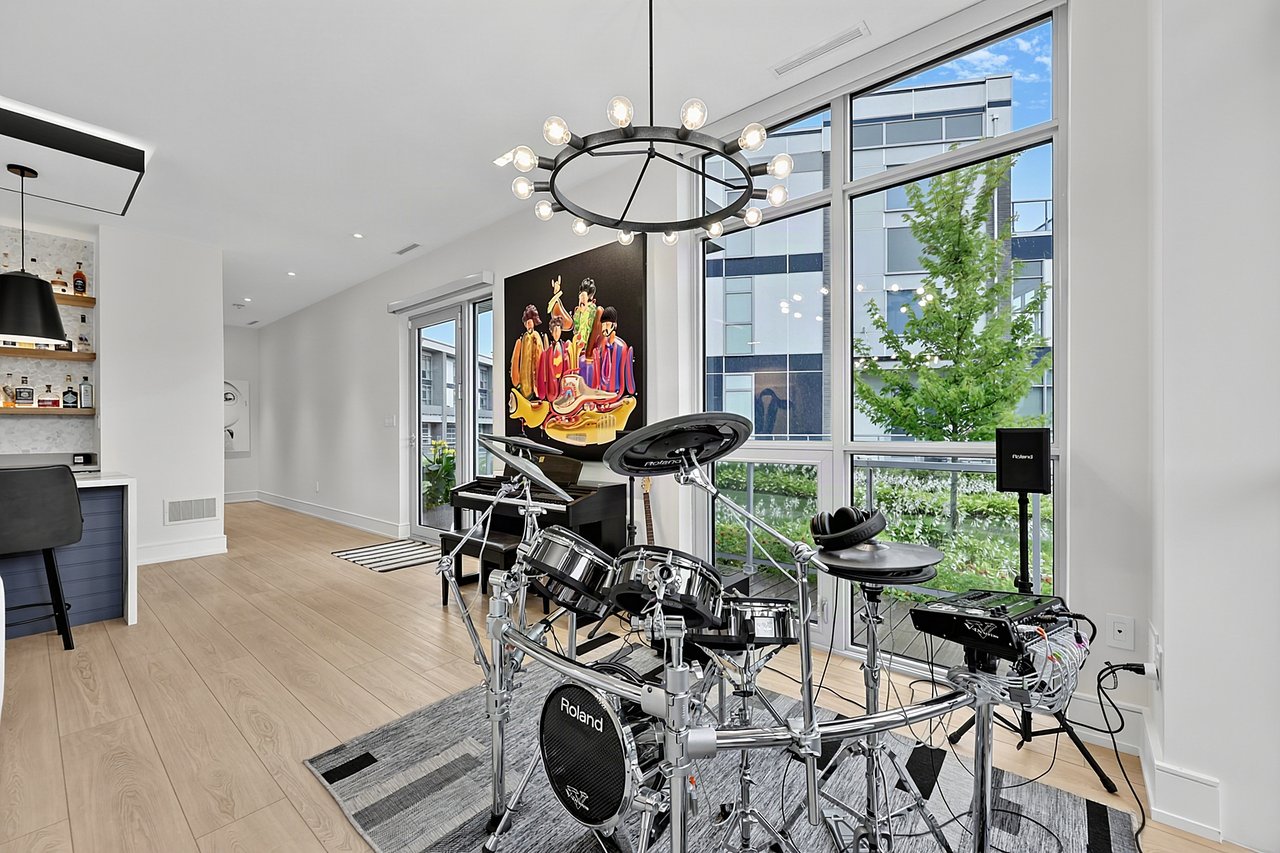 Ferretti Waterfront Townhome