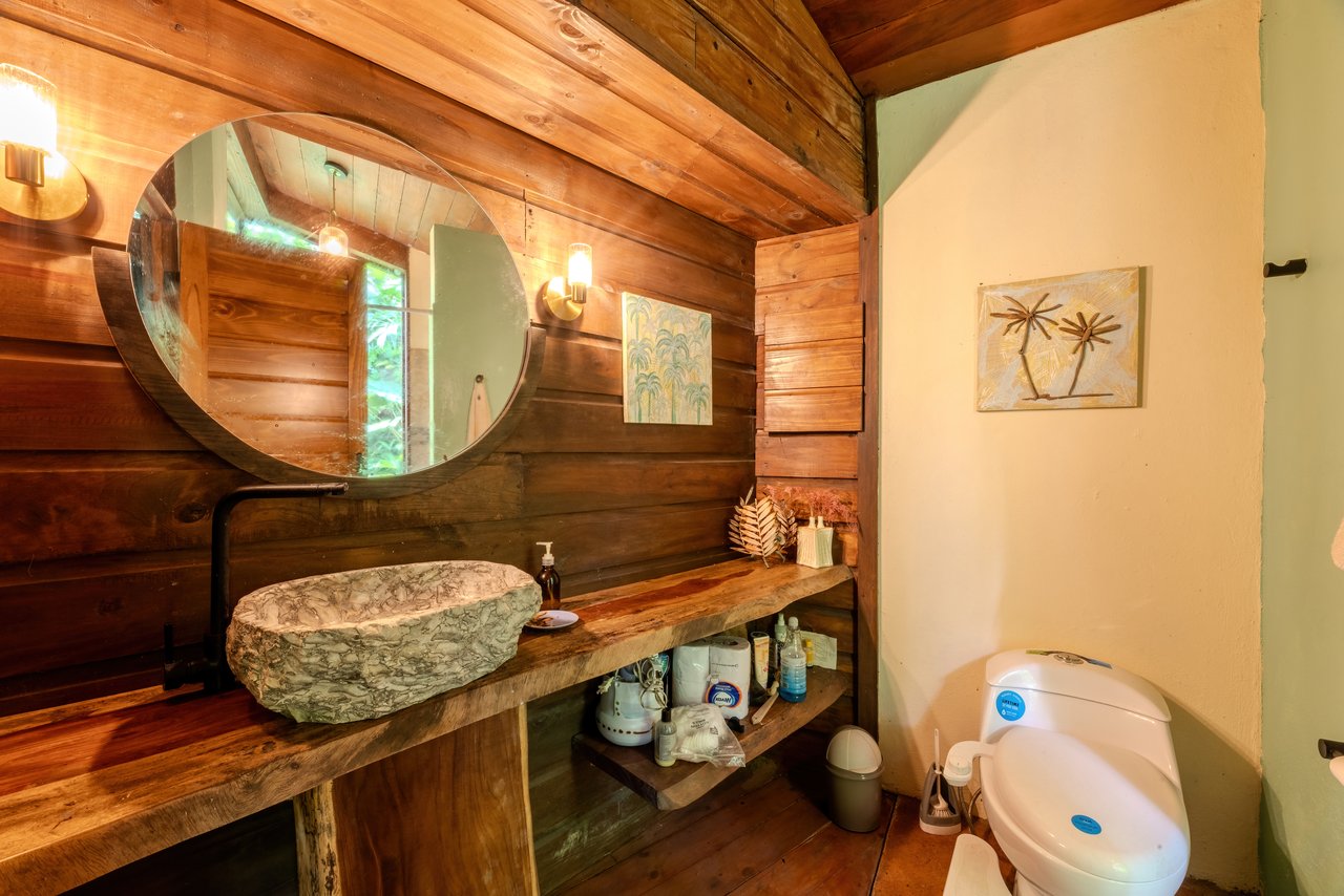 Waterfall Retreat with Casita & Build-Ready Lot in Cascada Azul, Baru