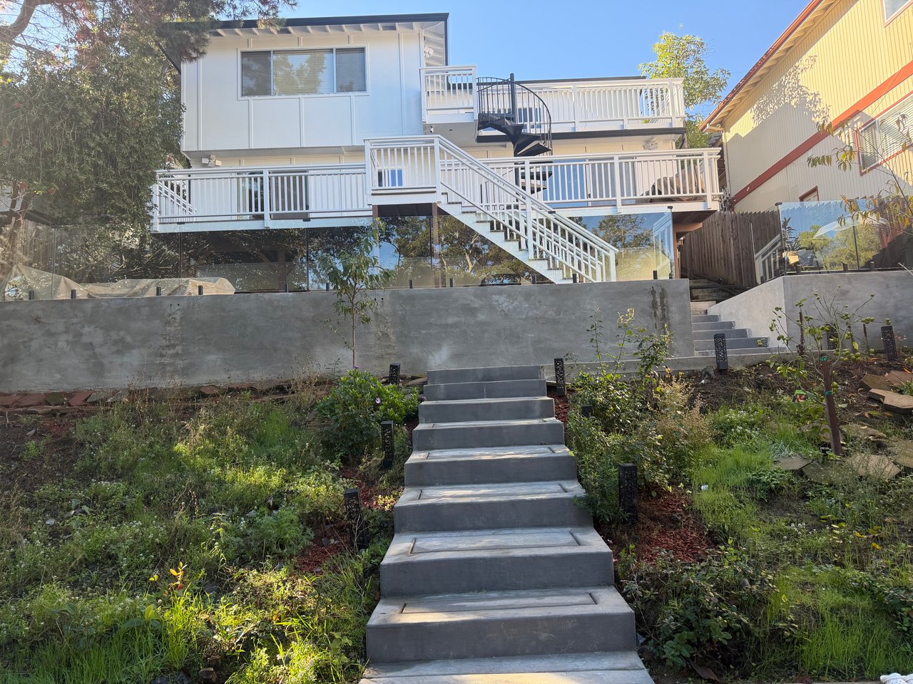 1081 Sunset Dr San Carlos