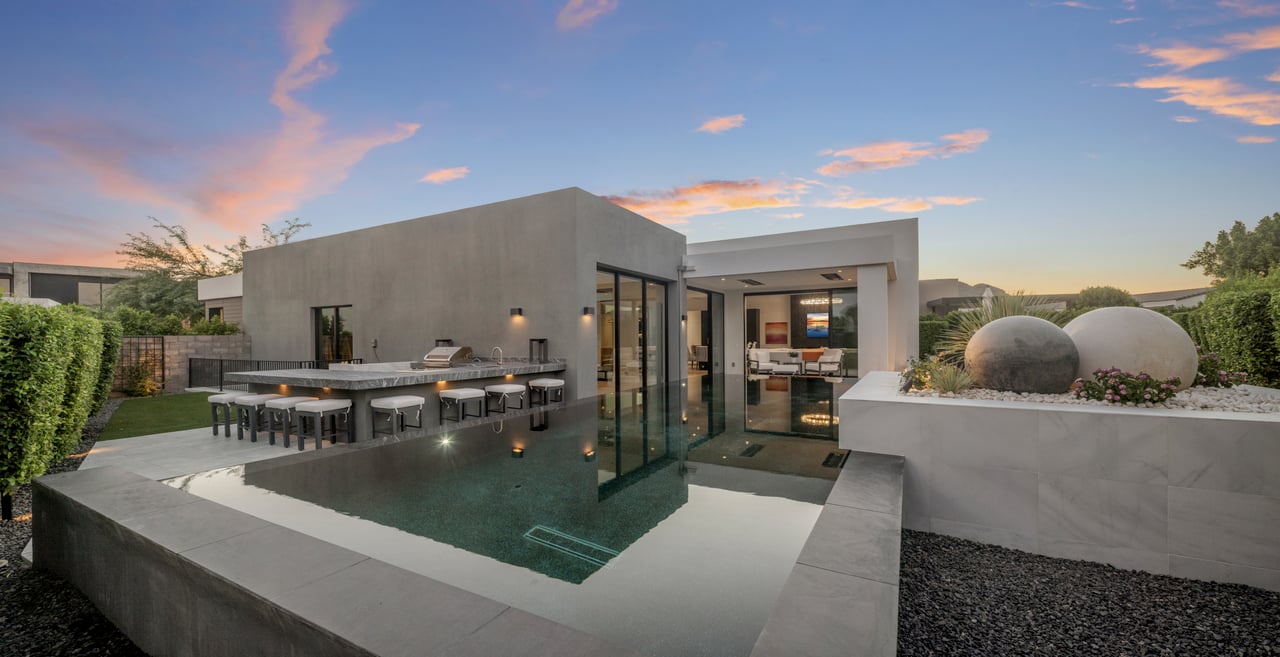 6914 E Cactus Wren Road