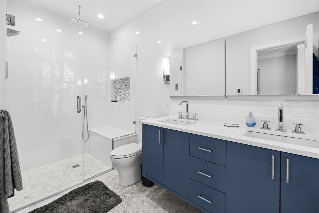 11 Claremont Park, Unit 1
