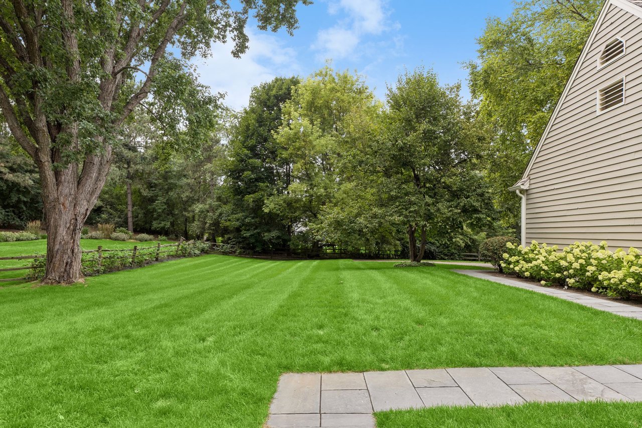 235 Hollander Road, Wayzata