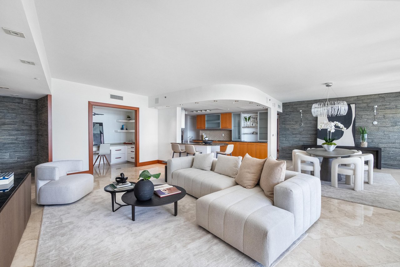 Murano Grande Apt 1106 Jeff Miller Group