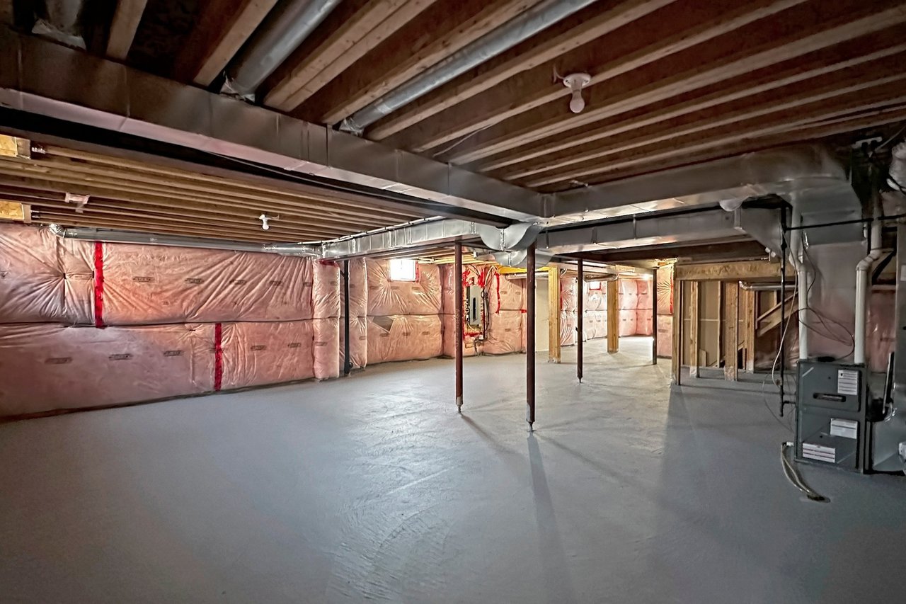 227 Inverness Way
