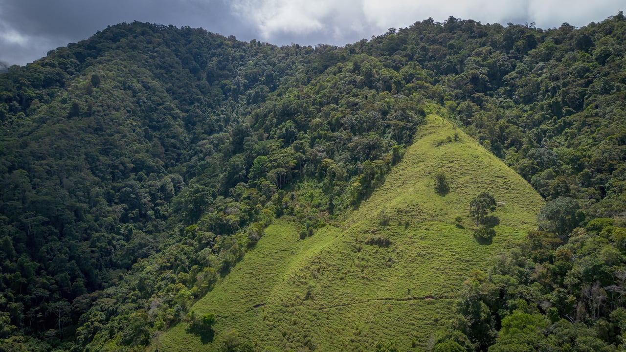  Off-Grid Paradise in Pueblo Nuevo, Rivas – Waterfall, Forest & Views