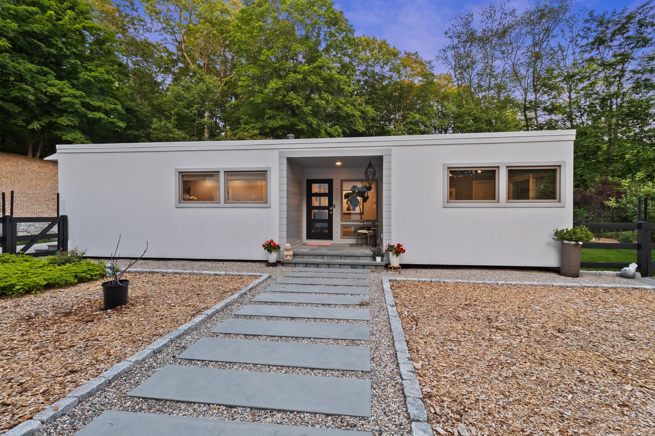 99 High Ridge Road