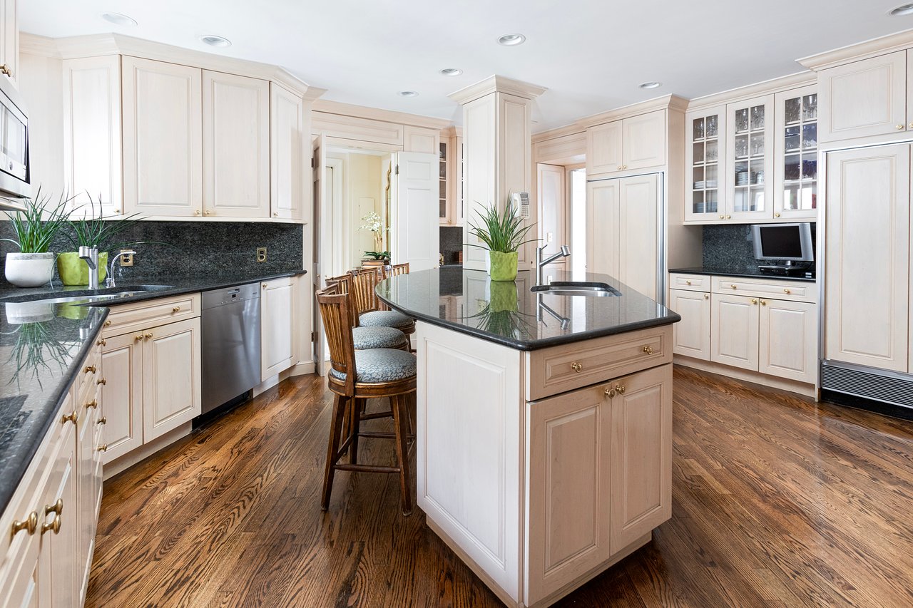 274 Beacon Street #9R