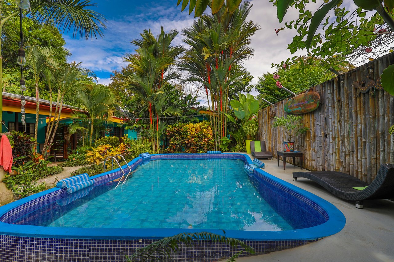 SUCCESSFUL BOUTIQUE HOTEL WITH OWNER’S HOME BY THE BEACH IN UVITA