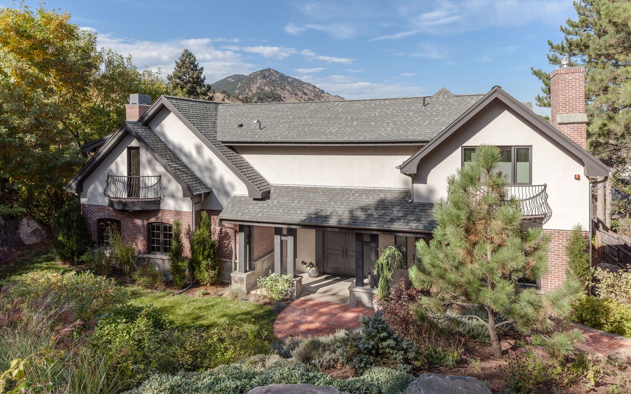 437 University Avenue