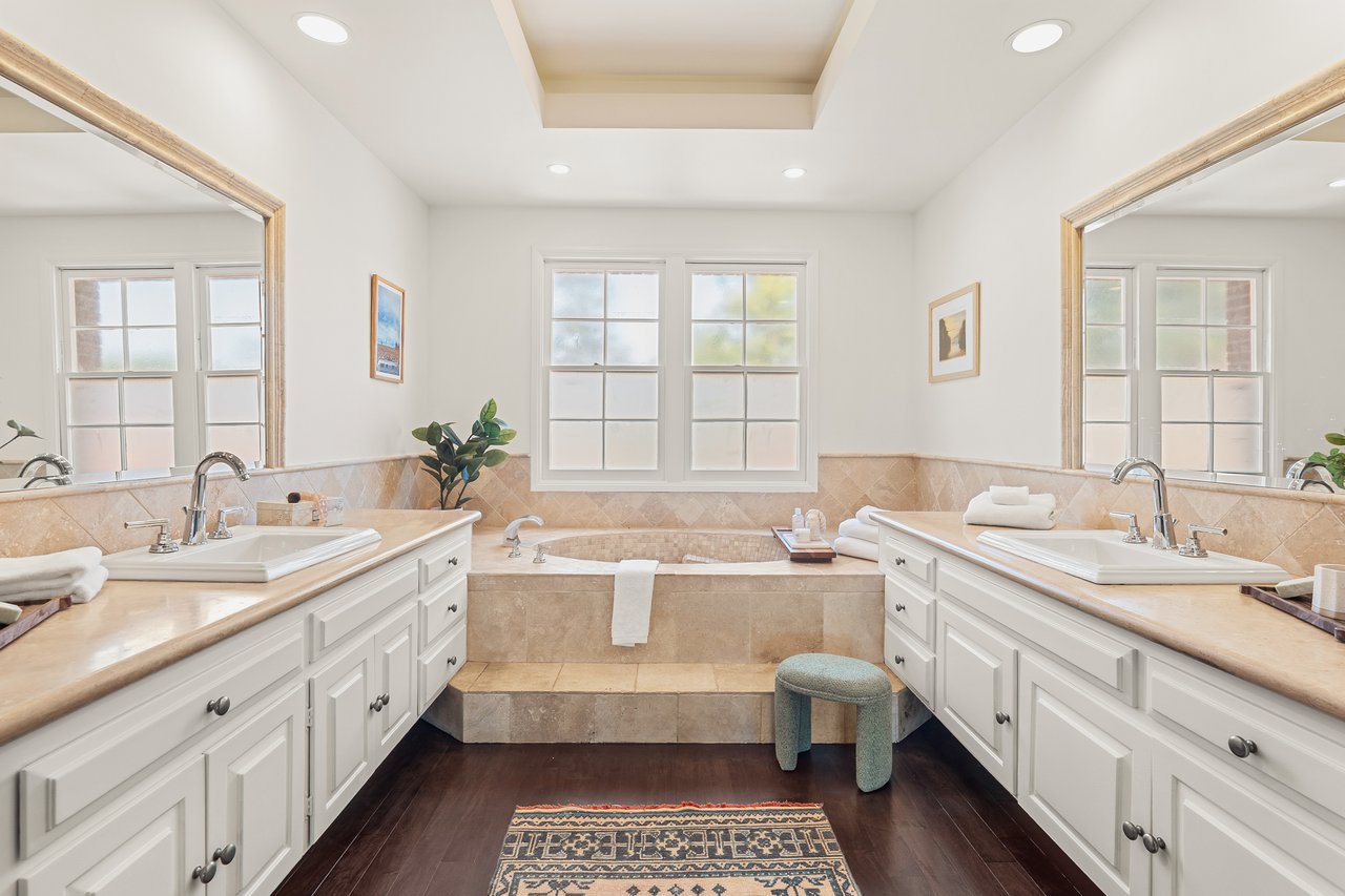 2125 Ridge Dr, Brentwood