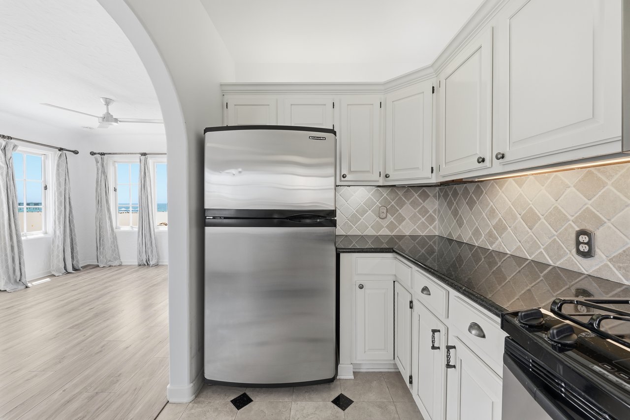 1602 The Strand (Entire Property)