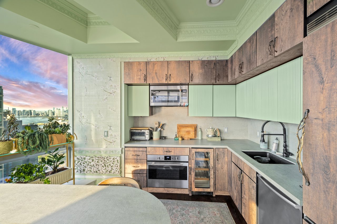 150 Myrtle Ave #3603