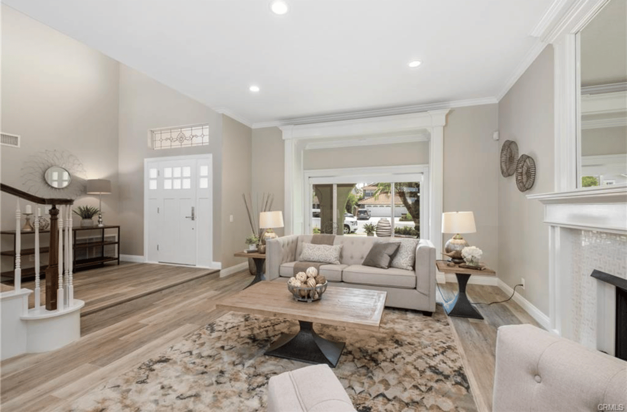 23921 Catbird Court