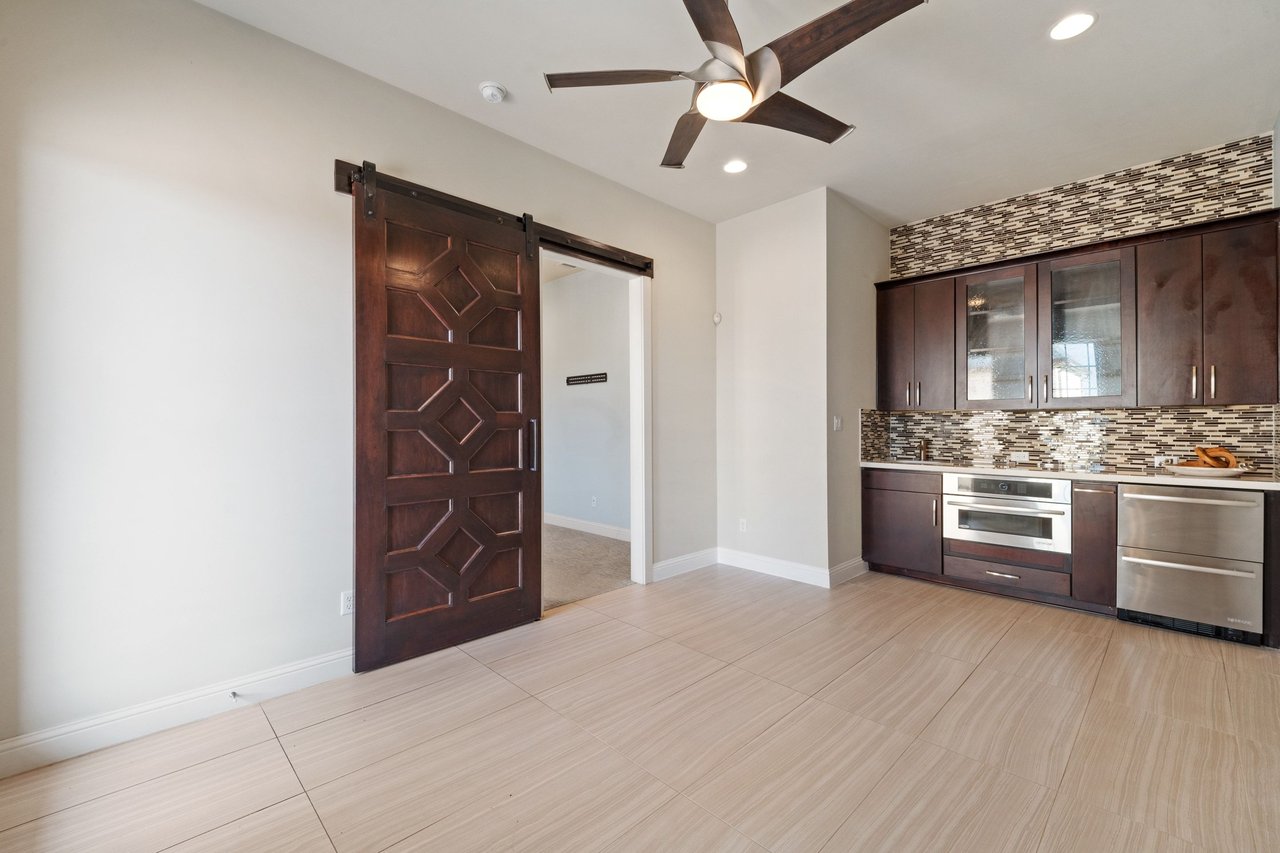 18101 Vistancia Drive