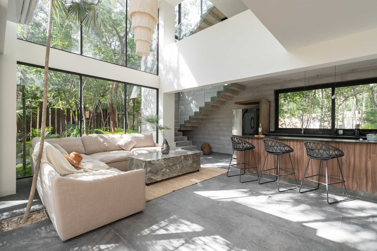 Villa 11  |  4 Bedroom with Large  Pool  in 12 O’Clock Tulum