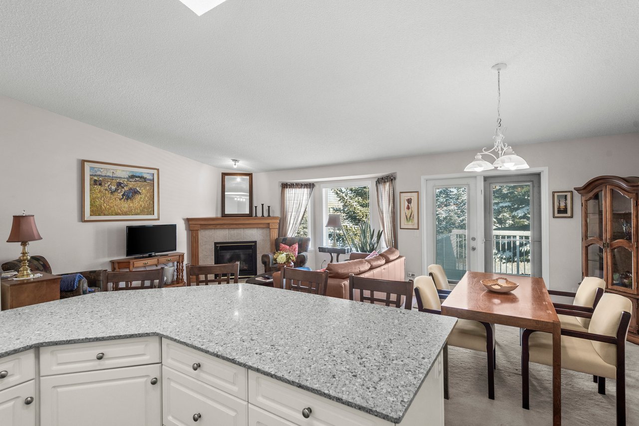 180 Valley Ridge Heights NW