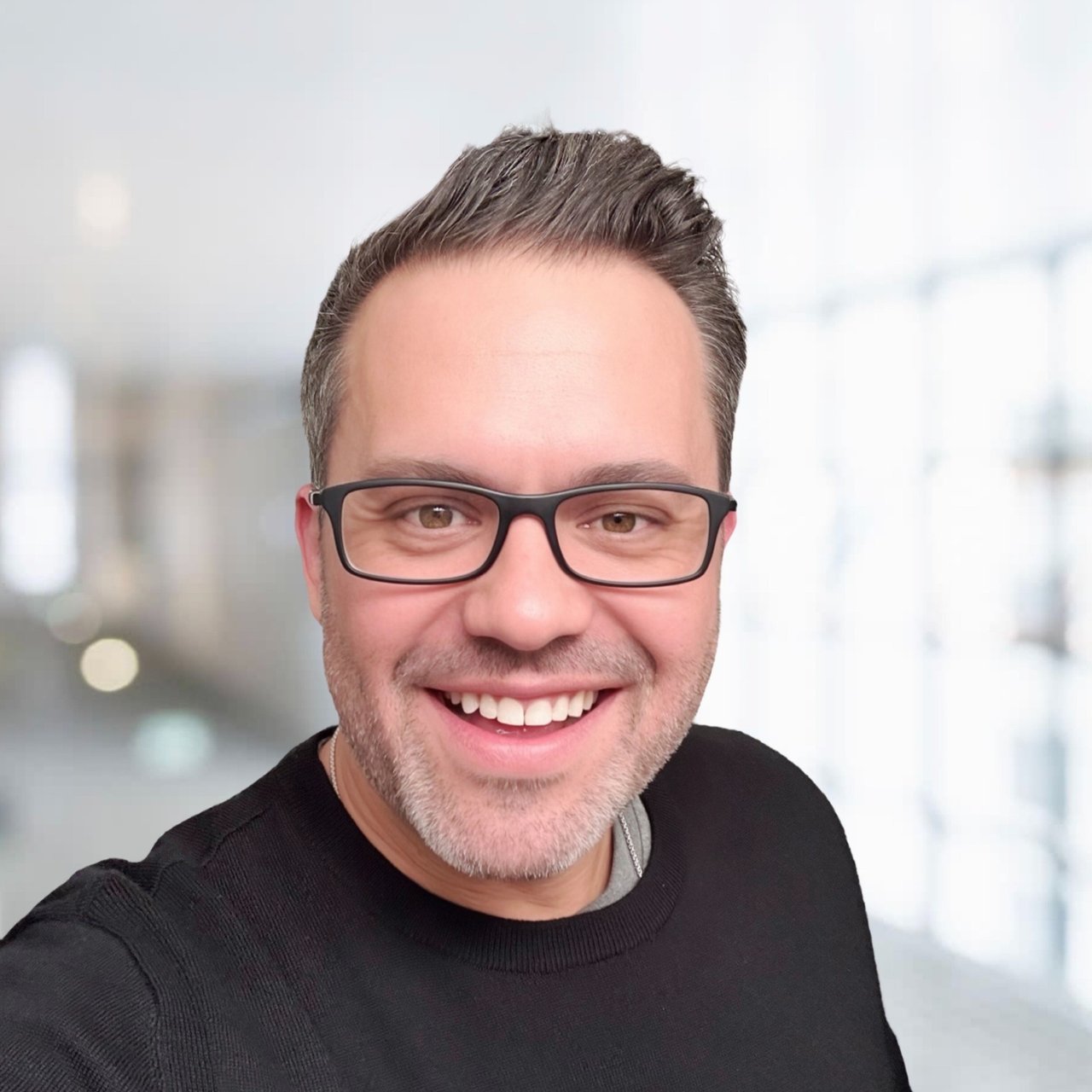 Adam Stone Grand Blanc, MI Real Estate Agent Headshot
