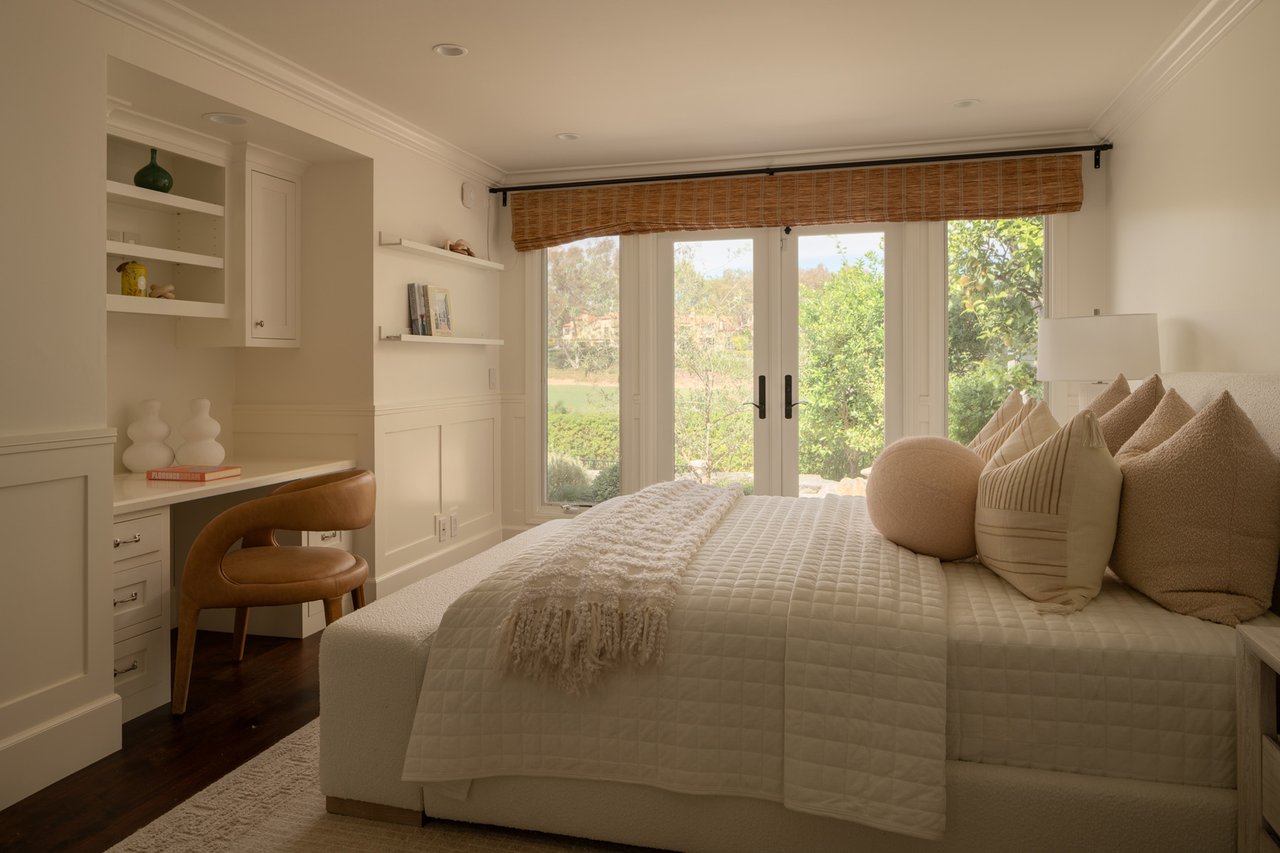 2 Royal Saint George Road