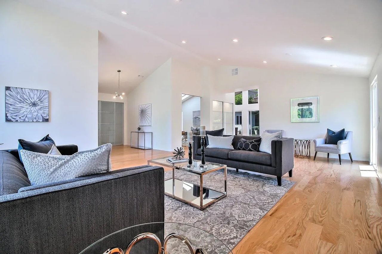 100 Belcrest Dr