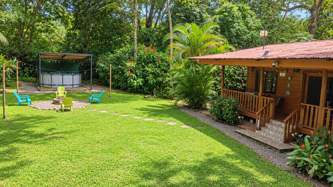 Riverside Cabin in Uvita | 0.98-Acre Estate with Room to Expand