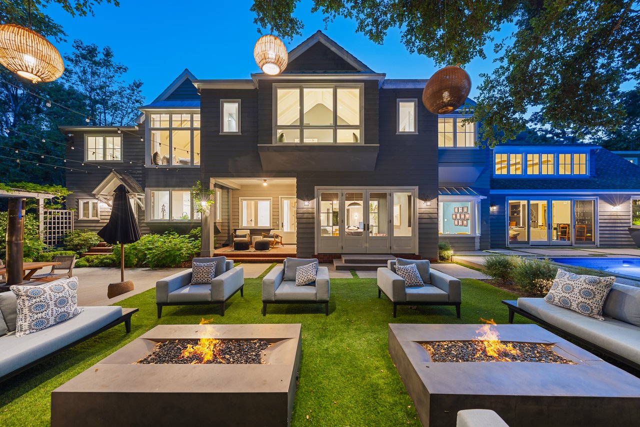 2600 Mandeville Canyon Rd, Brentwood