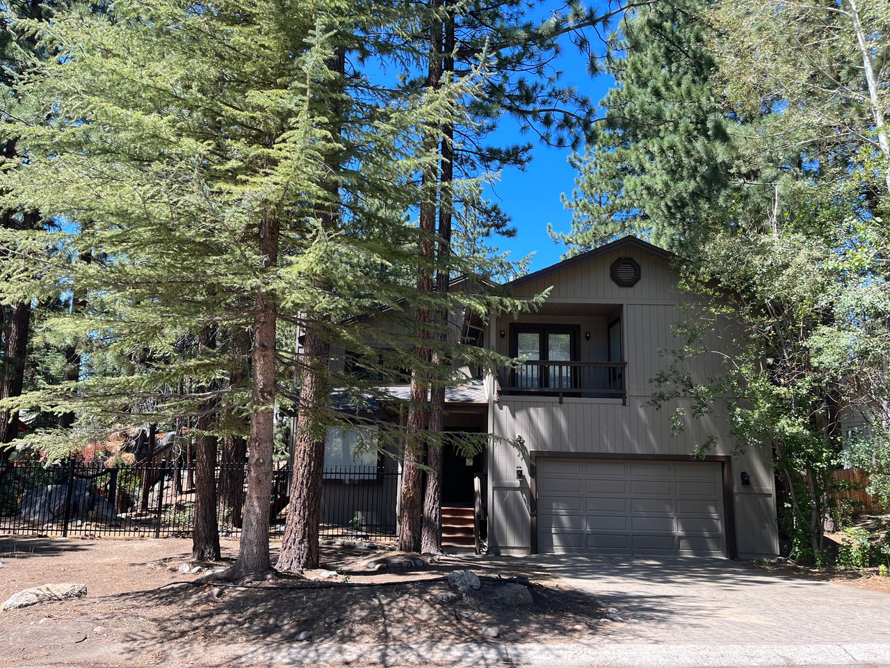 108 Meadow Dr