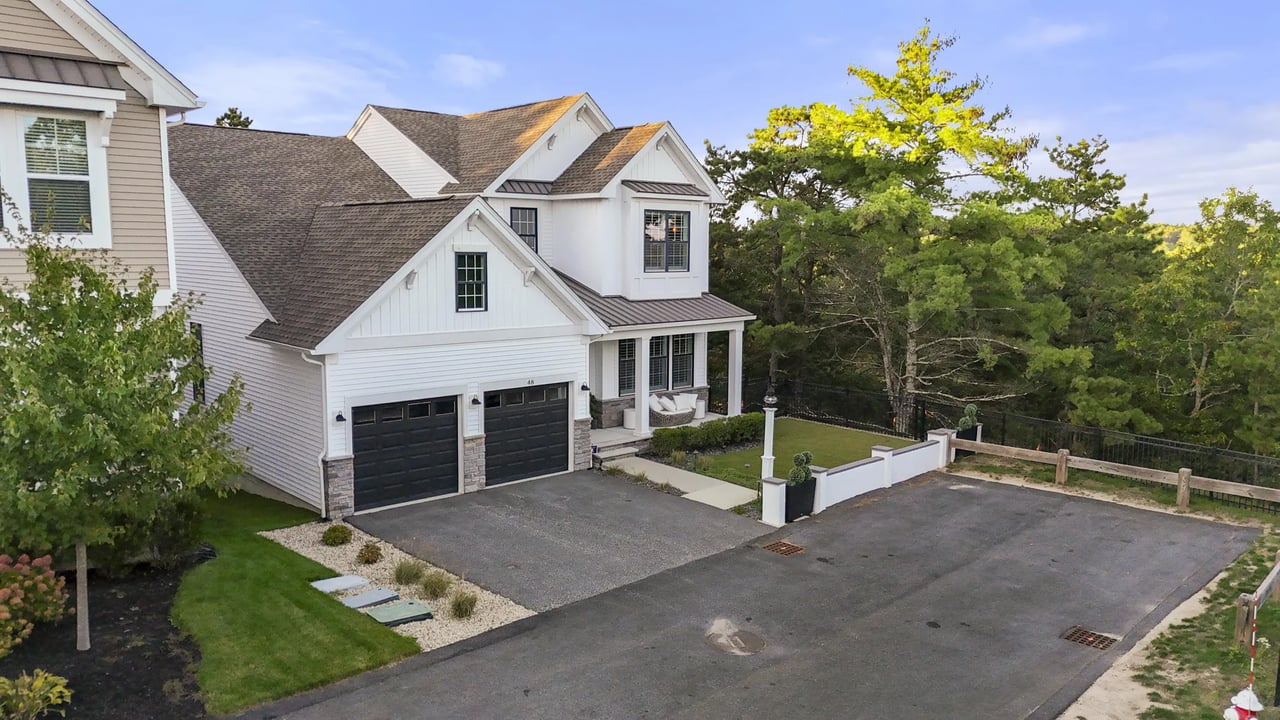 A Walkable Sanctuary Within The Pinehills
