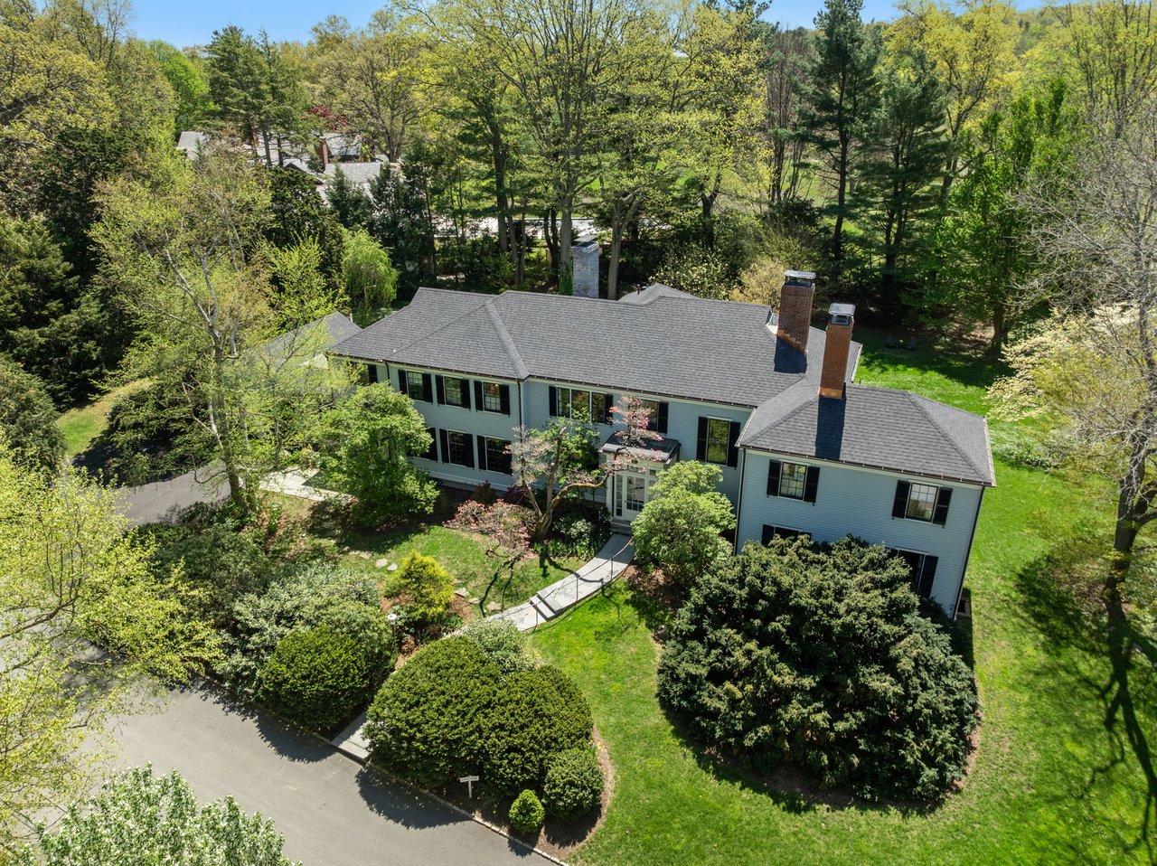 Renovated Georgian Colonial 