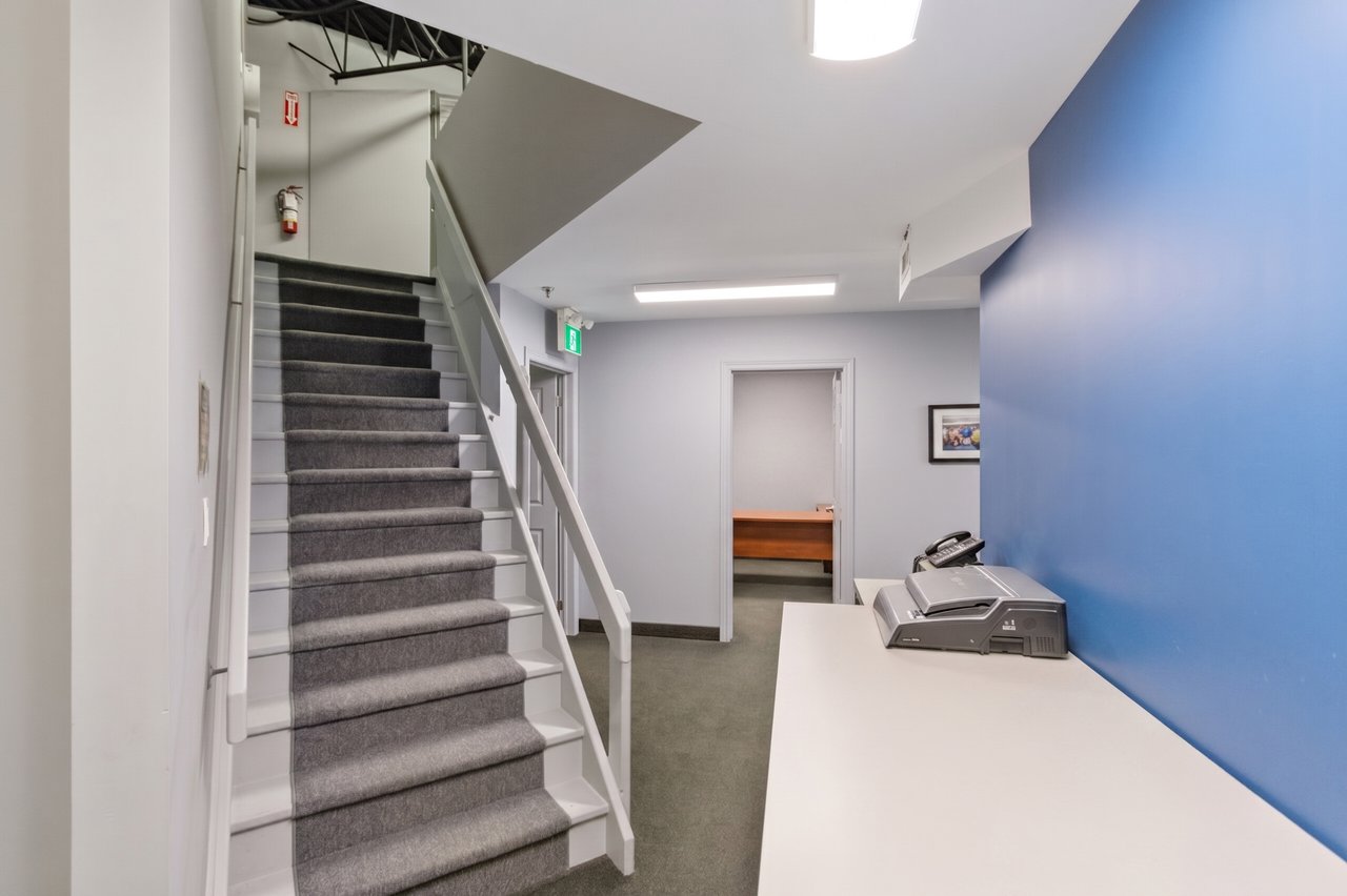 49&50-588 Edward Ave