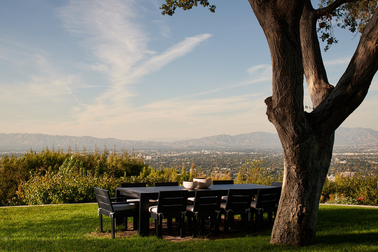 13331 Mulholland Dr, Beverly Hills