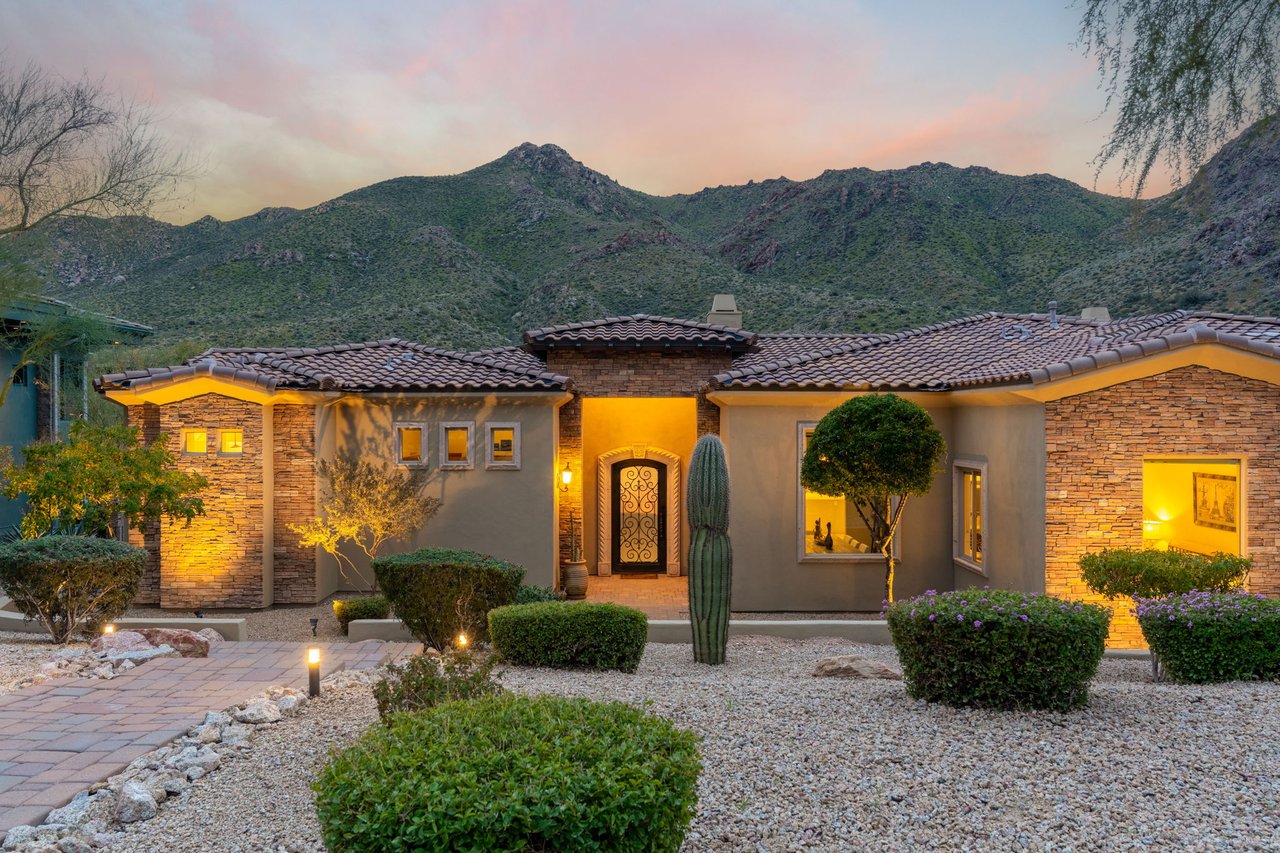 11923 E CASITAS DEL RIO Drive