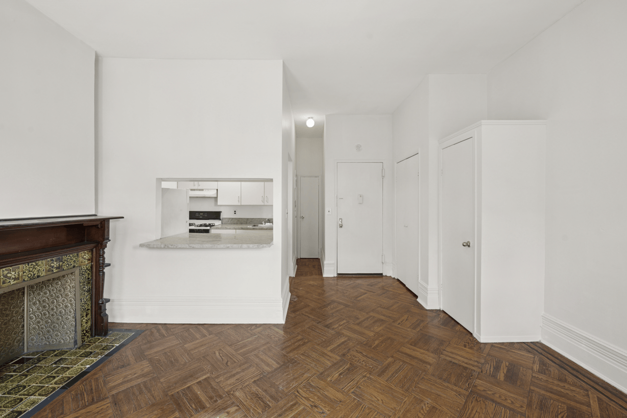 309 W 138TH Street